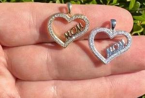 Colgante de Plata de Ley 925 con forma de corazón blanco (MOM) Diamante de moissanita | Fabricación de colgante de diamante - Product Image 3