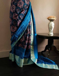 Saris en soie pure Kanchipuram et Kanjeevaram sur mesure, 100% soie, fabriqués avec le soie Mark, idéal pour être offert en cadeau de mariage - Product Image 5
