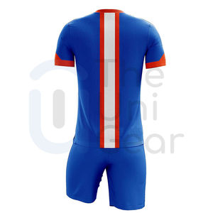 Nueva Temporada 2025 26 Conjunto de Camiseta de Fútbol Transpirable de Secado Rápido OEM Uniforme de Equipo en Blanco Impresión Digital Ropa de Fútbol Personalizada Manga Corta - Product Image 4