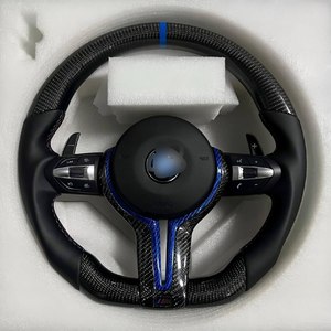 Volant en fibre de carbone LED au prix d'usine pour BMW M2 M3 M4 M5 M8 X3 X4 X5 X6 F16 F87 F80 F82 F83 F90 F97 F98 F95 F96 F92 F93 - Product Image 1