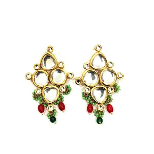Ensemble de collier choker en perles Kundan vertes avec des perles rouges et vertes pour les mariages - Product Image 4