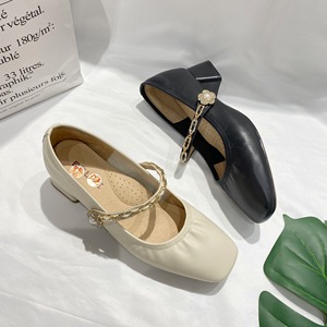 Zapatos <span class=keywords><strong>Mary</strong></span> <span class=keywords><strong>Jane</strong></span> de punta cuadrada retro <span class=keywords><strong>2025</strong></span> con tacón medio de 5cm y cierre sin cordones con correa de perlas y diseño grueso - Product Image 3