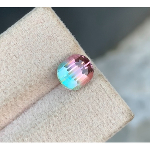 Tourmaline naturelle bicolore d'Afghanistan, coupe excellente, 2,19 carats, sans défaut. - Product Image 1
