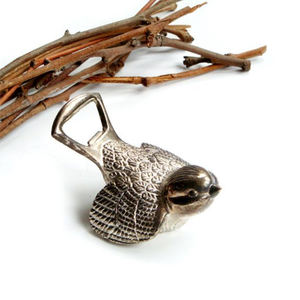 Ouvre-bouteille de bière en aluminium métal Sparrow Antique Silver Bird Eco-Friendly par Chaman India - Product Image 1