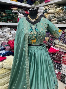 LANZAMIENTO DE NUEVO LEHENGA CHOLI DUPATTA DE DISEÑO MODERNO PARA FIESTAS, 2 COLORES, MATERIAL CHIGNON PURO para FIESTAS, Zain Exports - Product Image 6