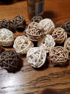 Boules en osier de rotin tissées à la main pour des ensembles d'ornements de Noël élégants - Product Image 4