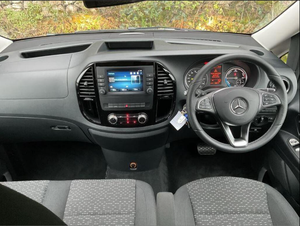 2017-2024 M-ercedes-B-enz E-Vito 100kWh PREMIUM Tourer Auto Volante a la derecha Asientos de cuero convertibles Cámara trasera Modo KEI 9 - Product Image 5