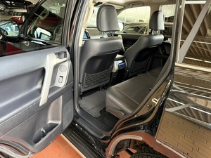 Toyota Land Cruiser Executive d'occasion 2018, 177 ch, transmission automatique, diesel Euro 6, 5 places, moteur à combustion, 4 cylindres, 87 litres - Product Image 4