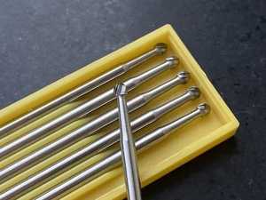 Kit de polisseurs dentaires sphériques en acier inoxydable, instruments de polissage pour la dentisterie restauratrice par medicab - Product Image 3