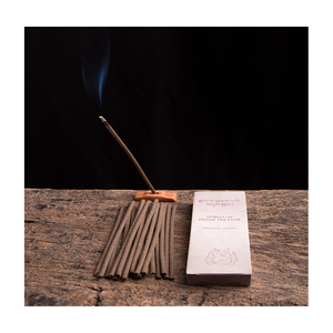 Bâton d'encens aromatique 100% naturel Agarbatti bâtonnets d'élimination de l'énergie négative de bonne humeur et de méditation à vendre - Product Image 5