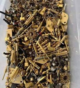 CPU de cerámica Pentium Pro Gold barato, procesador de CPU de desecho con pines de oro en venta con envío rápido a EE. UU./ASIA/EUROPA - Product Image 3