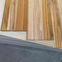 Planches en bois de teck massif Jiusi Woods, chants collés, bois dur, conception et dimensions OEM ODM