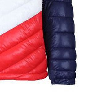 Vente en gros de veste en duvet avec logo personnalisé pour hommes, hiver, bombardier de fitness, doudoune noire avec capuche, tissu en toile solide de style urbain - Product Image 5