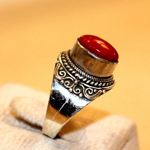 Anillo de piedras preciosas de Coral bohemio unisex, ajuste de bisel de plata de ley 925 para regalo de aniversario de boda - Product Image 5