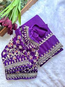 ราคาสุดคุ้มสำหรับชุดส่าหรีผ้าจอร์เจตต์สีม่วงสวยงามแบบดั้งเดิม พร้อมเสื้อคลุมแฟนซี สไตล์ชาติพันธุ์คลาสสิก เหมาะสำหรับงานปาร์ตี้ งานแต่งงาน และงานเทศกาล - Product Image 2