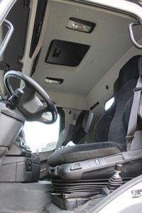 Camion de logistique d'occasion Mercedes-Arocs 2748 6X4 Diesel Euro 6, boîte manuelle, conduite à gauche, 251-350 ch, capacité de charge 11-20T - Product Image 6