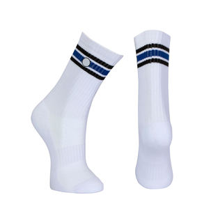 Chaussettes de sport personnalisées pour hommes et femmes Chaussettes athlétiques Chaussettes de course légères et respirantes à séchage rapide - Product Image 5