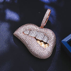Collar con Colgante de Labios de Cliente, Diseño de Labios Grandes Estilo Hip Hop, Moissanita Real con Incrustaciones de Diamantes y Zafiro Rosa, Cadenas y Colgantes Hip Hop - Product Image 1