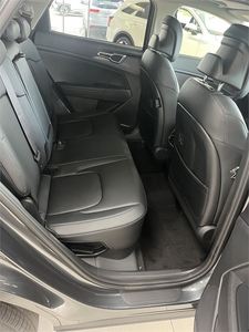 Achetez maintenant des voitures d'occasion : <span class=keywords><strong>Kia</strong></span> <span class=keywords><strong>Sportage</strong></span> <span class=keywords><strong>HEV</strong></span> Earth SUV 2026, prêt à être expédié - Product Image 2