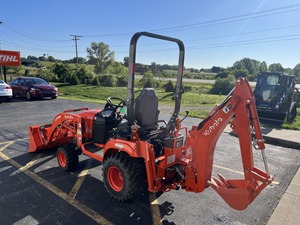 Prix avantageux pour le mini-tracteur Kubota BX23S avec chargeur frontal et chargeur arrière, prix promotionnel - Product Image 4