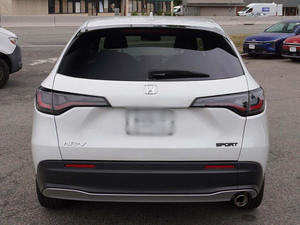 Blanco 2024 Sport AWD Usado Llantas de Aleación Asientos de Tela Sistema de Navegación Arranque Remoto Android Auto Techo Solar Volante a la Izquierda - Product Image 5