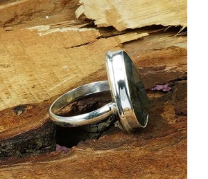 Elegante corte labradorita 925 plata esterlina forma de pera anillo de piedras preciosas naturales joyería de diseñador hecha a mano para mujeres - Product Image 3