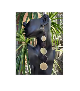 Pendiente de cuerno de búfalo de alta calidad Diseño único de mariposa con perla Venta caliente para fiestas por artesanía de media luna - Product Image 2