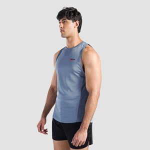 Camiseta sin mangas de poliéster para gimnasio para hombre, camiseta atlética de secado rápido sin mangas con tela transpirable, ajuste cómodo, deportes de entrenamiento ideales - Product Image 5