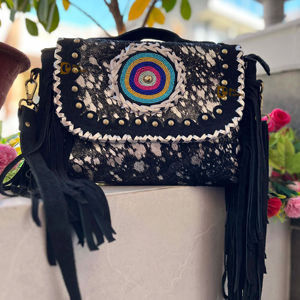 Sac à main à bandoulière en cuir de vache pour femmes de style occidental Sac à main en fourrure métallique avec fermeture à pression Gland Lettre Décoration Sling - Product Image 5