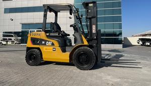 รถยกดีเซล CAT ราคาโรงงาน 4 ตัน รถยกสำหรับงานหนักสำหรับคลังสินค้าและโลจิสติกส์ ประสิทธิภาพสูงสำหรับงานอุตสาหกรรม - Product Image 3