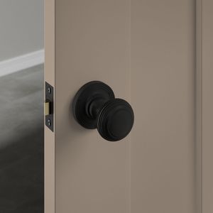 Pomo de Puerta de Latón Resistente para un Uso Doméstico Duradero y Fácil Manejo Diario de la Puerta Principal - Product Image 2