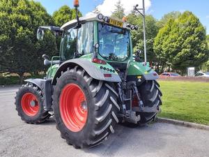 FENDT 516 VARIO 100 HP 174 HP Tracteurs à roues à vendre en bon état avec moteur Pompe à engrenages Composants de la boîte de vitesses - Product Image 3