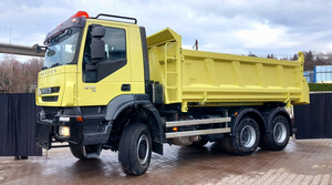 Producto de primera calidad USADO, perfecto estado, Iveco Truker 450 Rigid 8X4 Manual 450Hp, camión volquete diésel, LISTO PARA USAR - Product Image 2