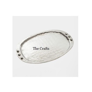 Plateau de service martelé en aluminium de qualité exclusive avec plateau de nourriture de vaisselle de restaurant et d'hôtel de forme ovale - Product Image 1