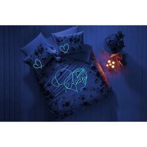 Juego de funda nórdica doble rosa brillante para el día de la madre Taç brillante y elegante para ocasiones especiales - Product Image 1