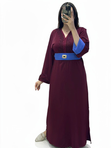 Vestido Kaftán Marroquí de Lujo y Estilo Modesto |   Ribete de Trenza Agad y Madeema Bordado a Mano en Crepé Rosa Premium + Cinturón a Juego Otoño - Product Image 6