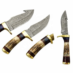 Cuchillo de Caza y Desollado de Acero de Damasco de Hoja Fija con Varios Materiales de Mango, Personalizable OEM, Borde Recto, Regalo para Él - Product Image 1