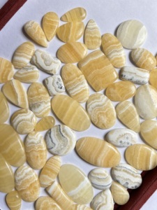 อัญมณีคริสตัลขัดเงาทรงผลึกสีเหลืองทรงวงรีขนาดตามสั่งสำหรับทำเครื่องประดับอัญมณีหลวม - Product Image 4