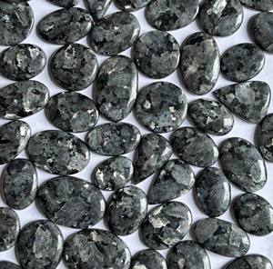 พลอยลาร์วิไคต์ทรงหลังเบี้ยไม่อุ่นอัญมณีหลวมสีเงินสีดำผสมรูปทรงในราคาที่แข่งขันได้ - Product Image 1