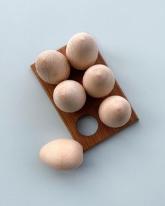 ที่ใส่ไข่ทำจากไม้สำหรับตกแต่งที่ออกแบบมาสำหรับห้องครัวร้านอาหารและโต๊ะรับประทานอาหารที่ทันสมัย - Product Image 6