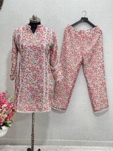 NOUVEAU DESIGNER FÊTE PORTER LA GEORGETTE LOURDE IMPRESSION NUMÉRIQUE TOP PENT - Product Image 4