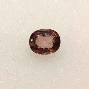 Piedra preciosa suelta facetada de turmalina Rosa natural corte ovalado para la fabricación de joyas para anillos - Product Image 1