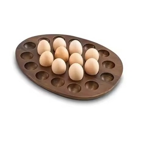 Plateau à œufs en bois brun de conception antique, écologique, durable, de haute qualité, de forme carrée, personnalisé, pour une cuisine élégante - Product Image 4