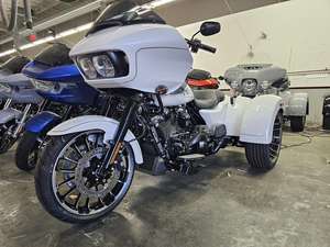 Motocicleta Triciclo Todoterreno Harley-Davidson Road Glide 3 2025 - Product Image 4