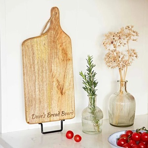 Tabla de Cortar Redonda con Asa, Superficie Gruesa y Lisa, Ideal para Cortar, Servir Postres y Mejorar el Estilo de la Cocina - Product Image 6