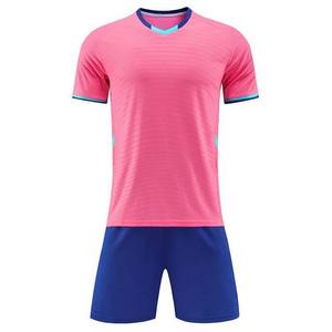Uniforme de Fútbol de Poliéster de Alta Calidad con Diseño Personalizado OEM ODM, Incluye Camiseta y Pantalones Cortos, Tela Personalizada - Product Image 2