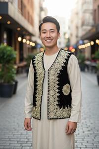 Chaleco de Invierno Elegante Premium para Hombre, Tejido Anti-Pilling, Cuello en V, Botones en la Cintura, Diseño Étnico Tradicional Personalizable - Product Image 3