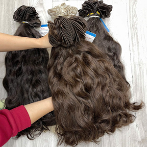 Extensiones de Cabello Ondulado Tejidas a Mano, Color Ondulado, Venta Caliente 2026, Cutícula Alineada, Sin Enredos, Sin Caída, Suaves, Onduladas, Tejidas a Mano, Vietnam - Product Image 1