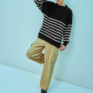 Pull surdimensionné personnalisé Pull-over Pull en tricot à col ras du cou pour hommes respirant avec conception de logo personnalisé Pull ample pour hommes - Product Image 5