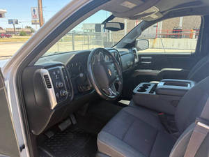 Auto Usado de Calidad a Precio Accesible, Chevrolet Silverado 1500 2015, Volante a la Izquierda - Product Image 4